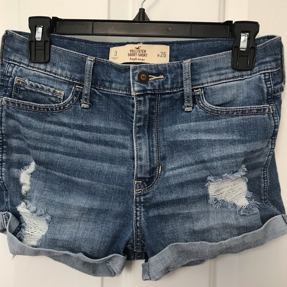 2 pairs of hollister shorts